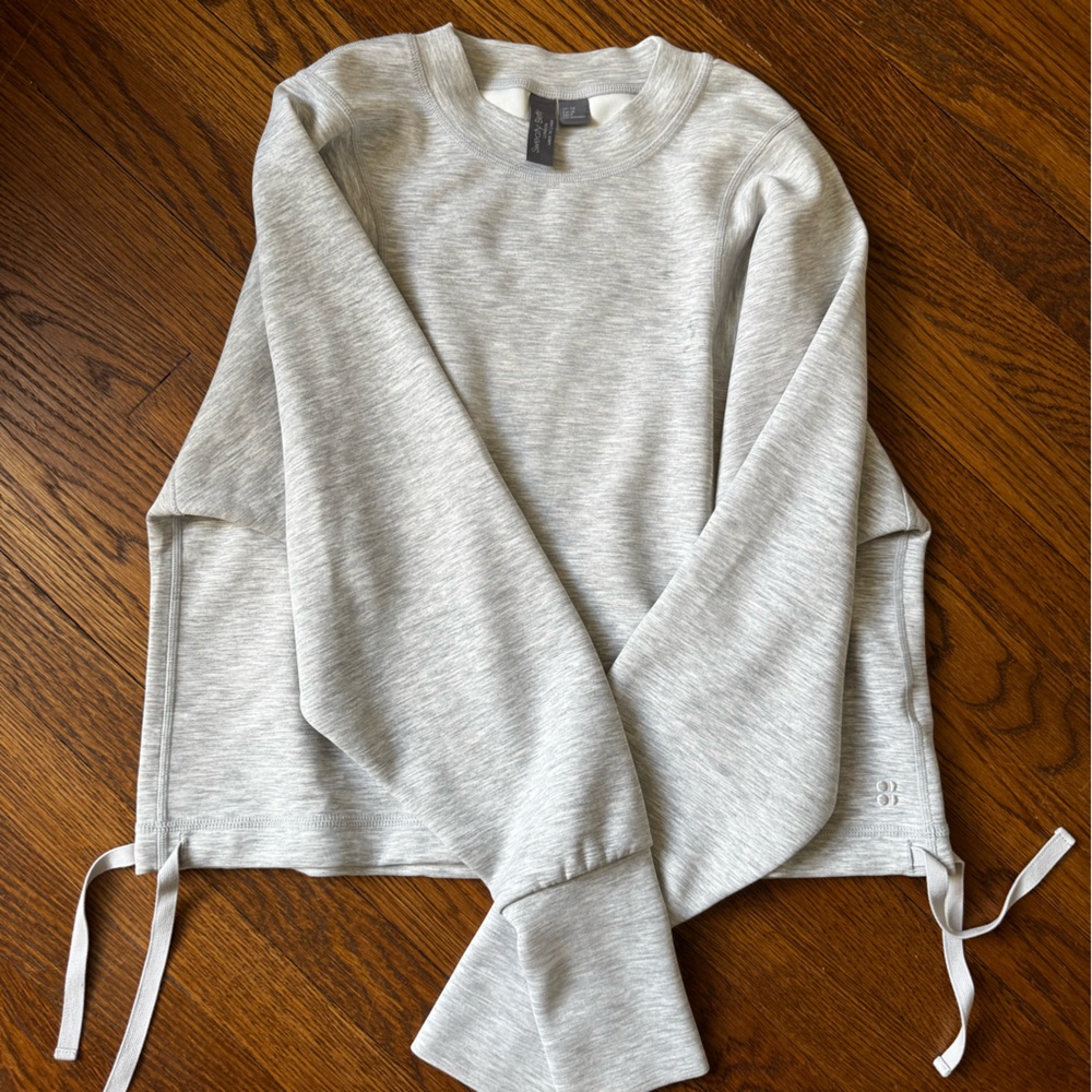 Sweaty Betty Light Heather Gray Top